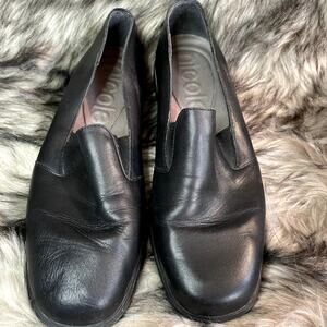 Nicole Women's Size 7N "Rugby" Black Leather Comfort Slip-On Shoes